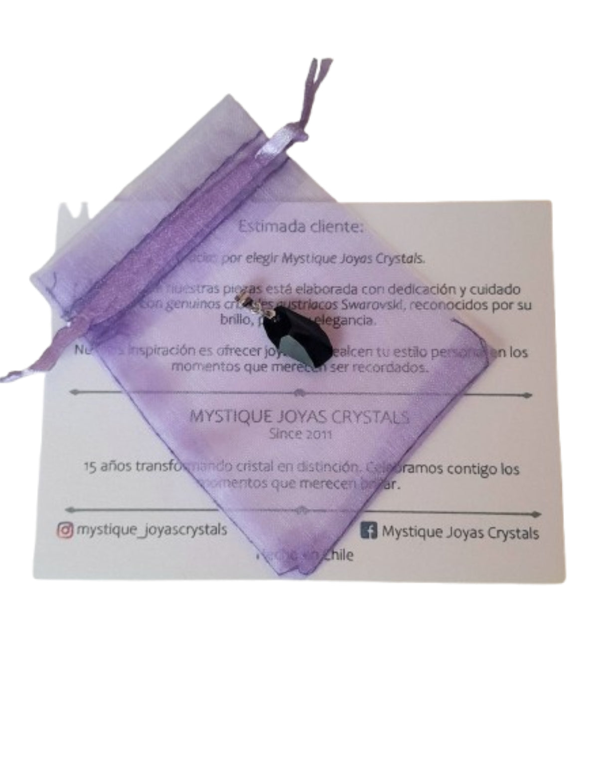 Dije sin cadena elaborado con cristales Swarovski®